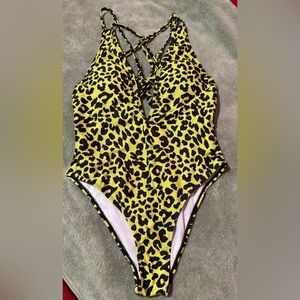 SHEIN Neon Green with Leopard Print Swimsuit
